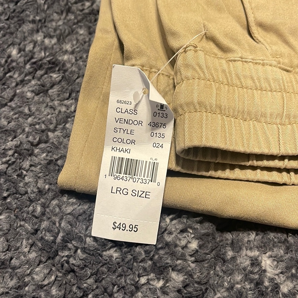 UNWORN XL PacSun khaki relaxed pants